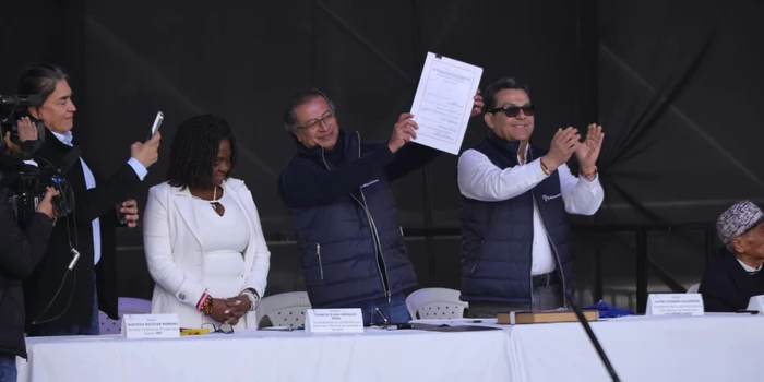 La reforma pensional es hoy Ley de la Rep&uacute;blica. Colombia asegura una vejez digna para todos y todas.